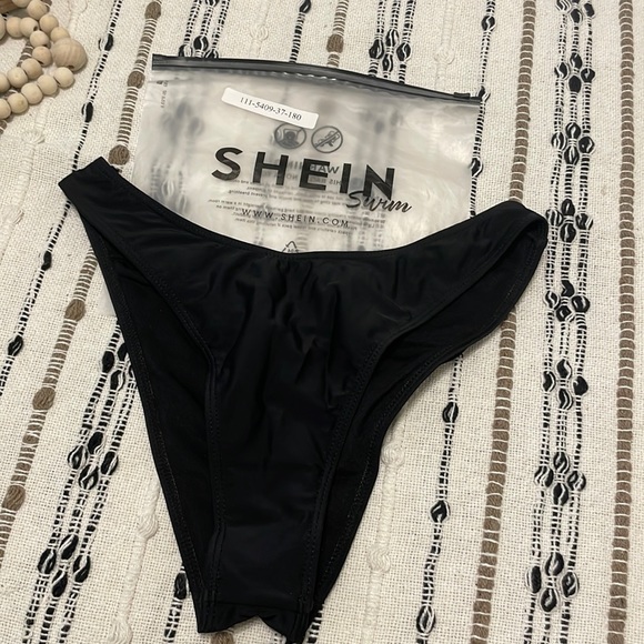 Swim bottoms - Picture 1 of 5